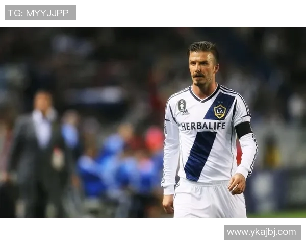 奇特外貌引人注目的足球明星们让你大开眼界的另类魅力