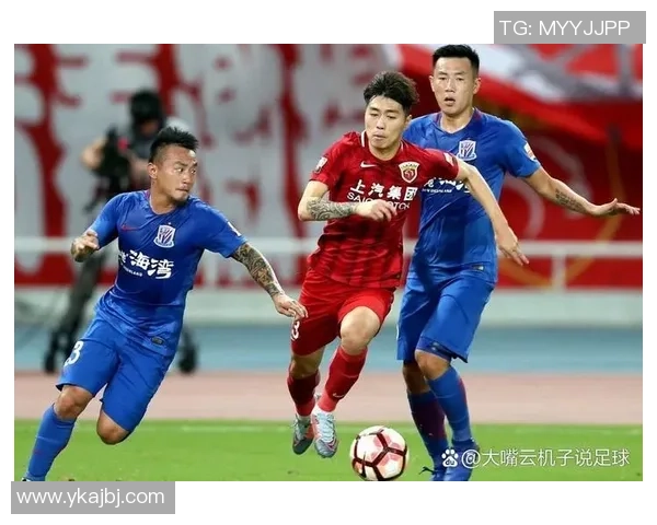 成都足球队意识争议引发热议球迷观点碰撞激烈讨论持续升温