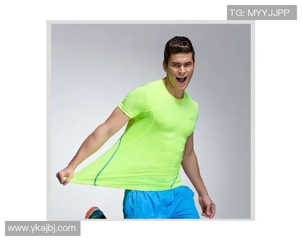 特步足球明星服引领运动时尚潮流助力球迷激情追梦