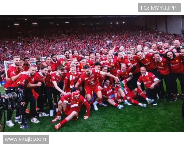 足球明星经典奔跑瞬间回顾展现激情与荣耀的完美结合 足球明星经典奔跑瞬间回顾展现激情与荣耀的完美结合