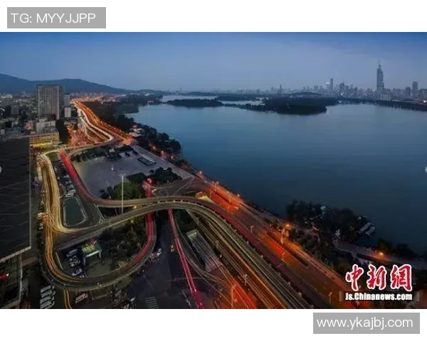 武汉足球队在钻石联赛中的比赛经验与表现分析 武汉足球队在钻石联赛中的比赛经验与表现分析